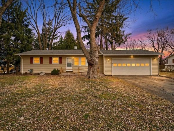 384 Hollybrook Road , Rochester, NY 14623