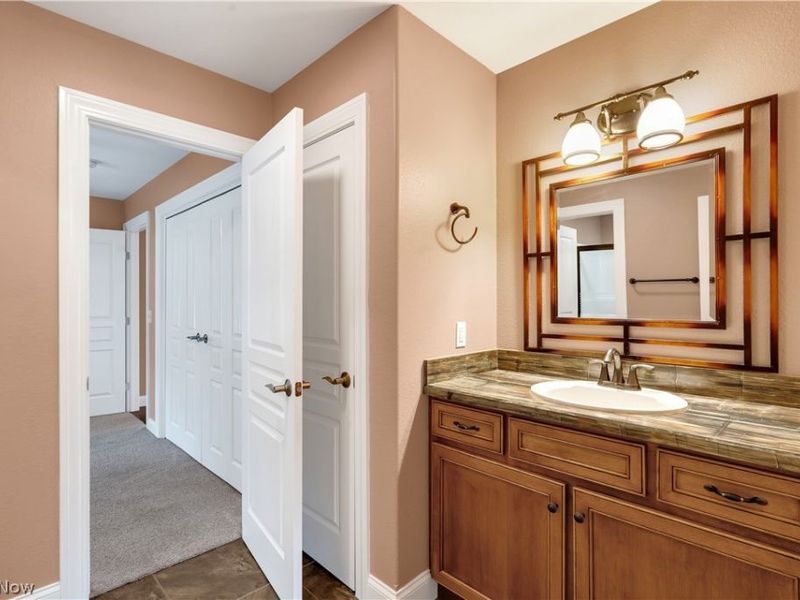 6438 Calvary Court, Youngstown, OH 44515 Photo 18