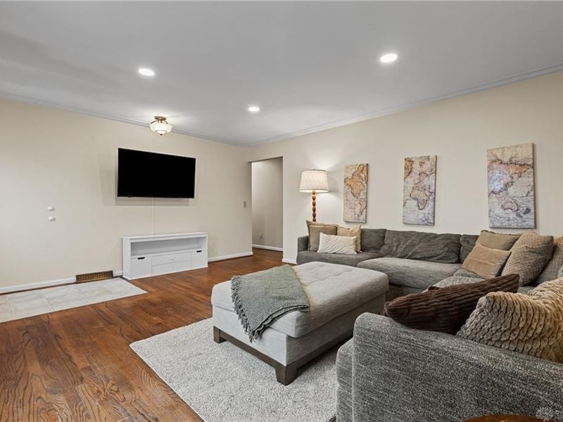 1954 Heidelberg Drive, Loveland, OH 45140 Photo 4