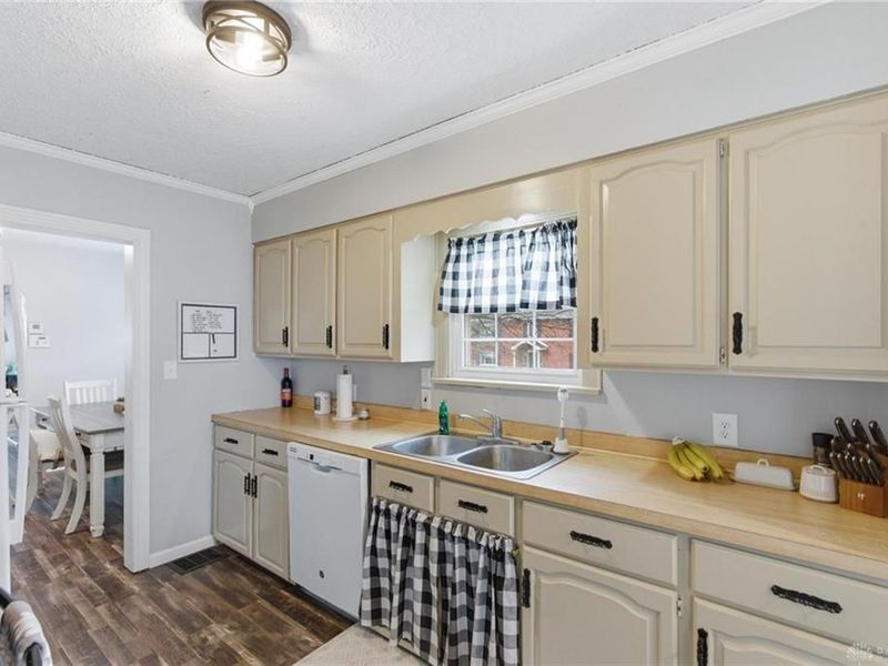 1477 S Central Drive, Beavercreek, OH 45432 Photo 19