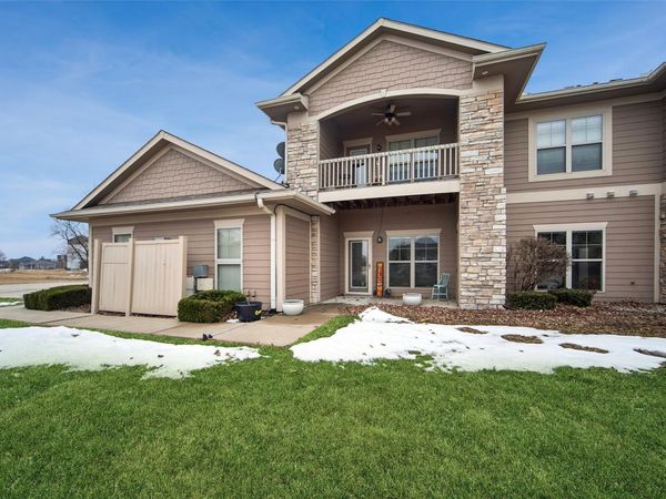 2510 NE Oak Drive, Unit 3, Ankeny, IA 50021