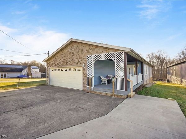 2282 Heston Drive , Lake Milton, OH 44429