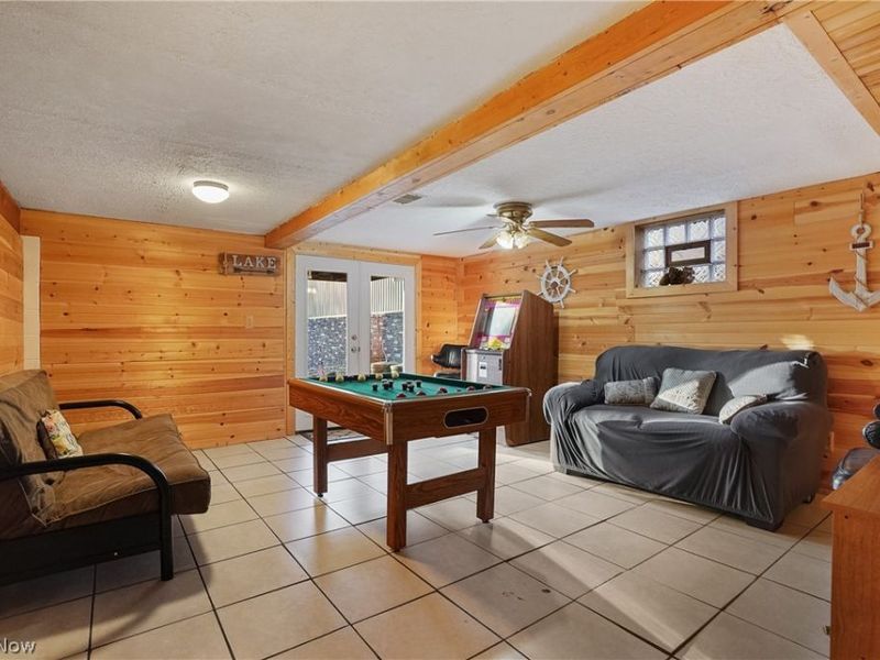 2282 Heston Drive, Lake Milton, OH 44429 Photo 21