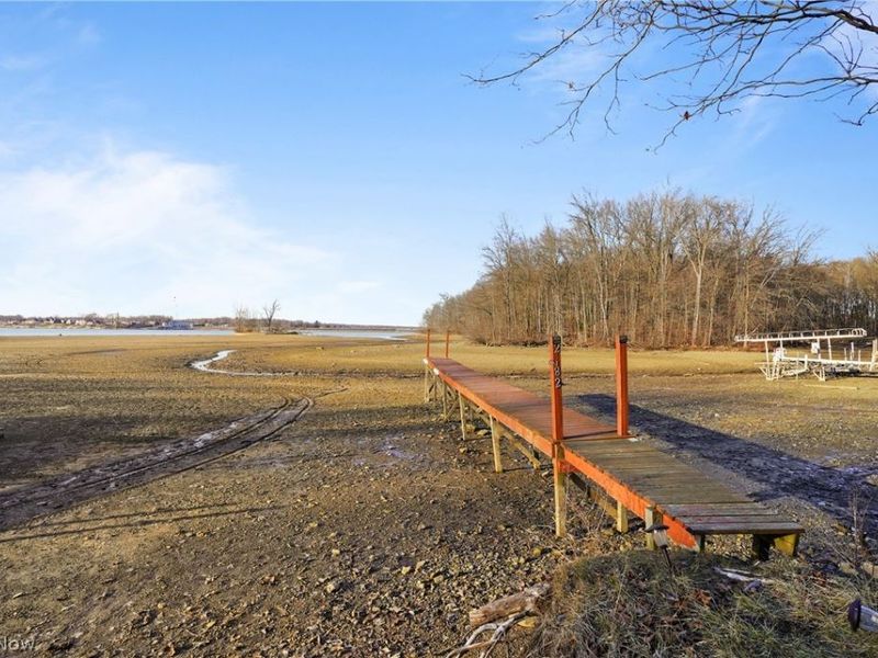 2282 Heston Drive, Lake Milton, OH 44429 Photo 42