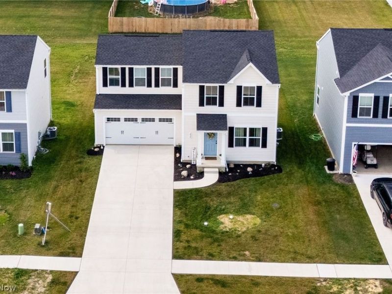 238 Leather Leaf Drive, Elyria, OH 44035 Photo 4