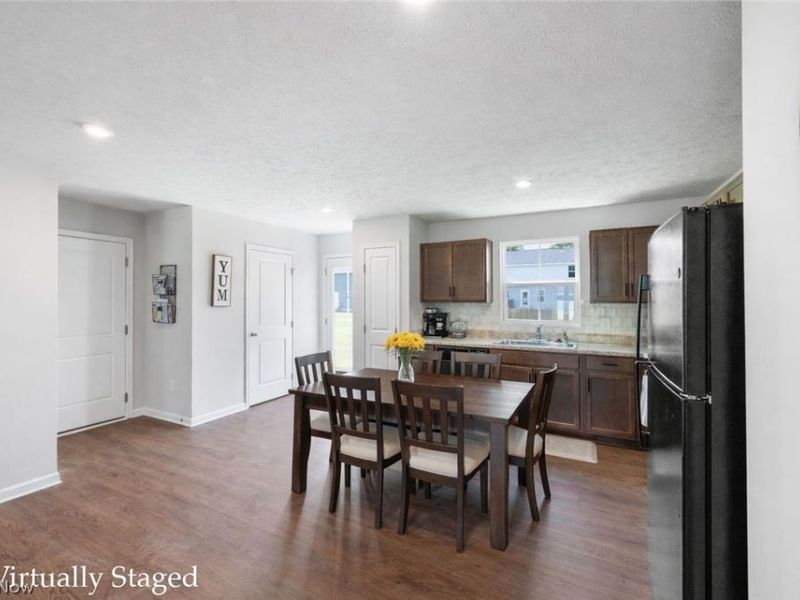 238 Leather Leaf Drive, Elyria, OH 44035 Photo 8