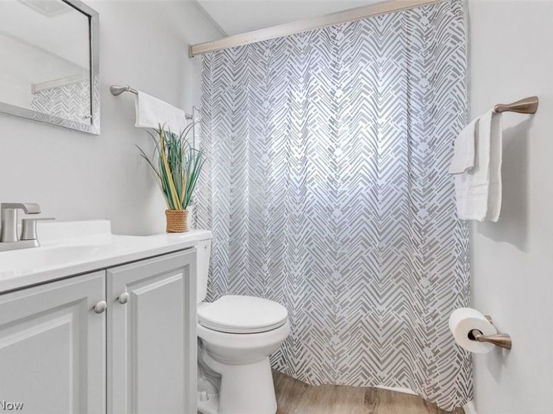 6330 Sandfield Drive, Brook Park, OH 44142 Photo 14