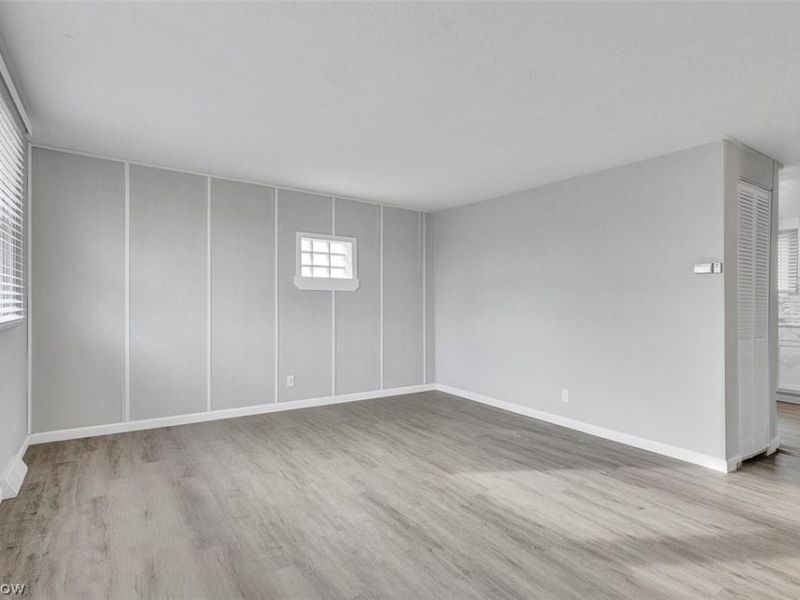 6330 Sandfield Drive, Brook Park, OH 44142 Photo 5