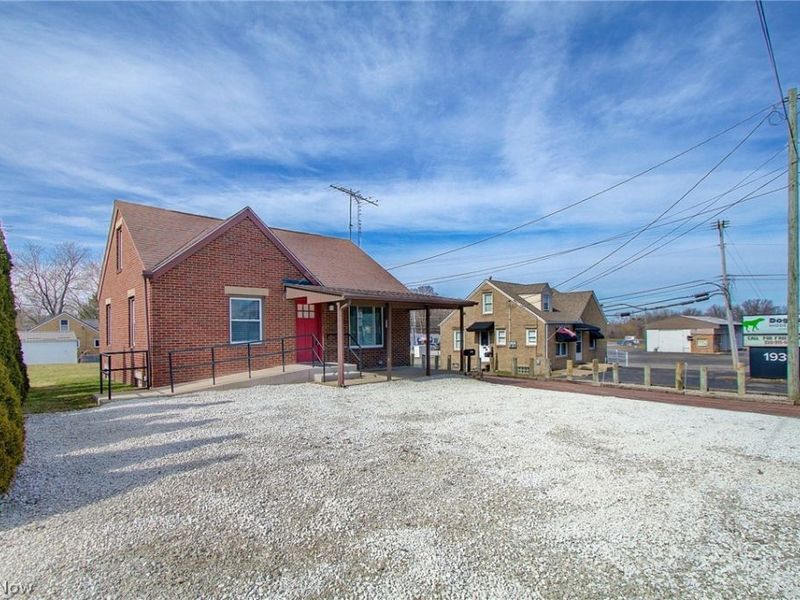 1933 Whipple Avenue NW, Canton, OH 44708 Photo 3