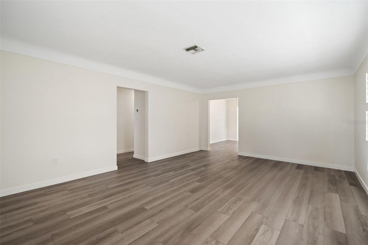 662 Villagrande Avenue S, Saint Petersburg, FL 33707 Photo