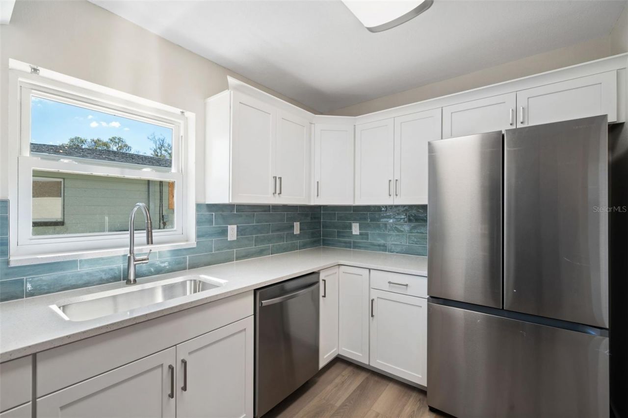 662 Villagrande Avenue S, Saint Petersburg, FL 33707 Photo