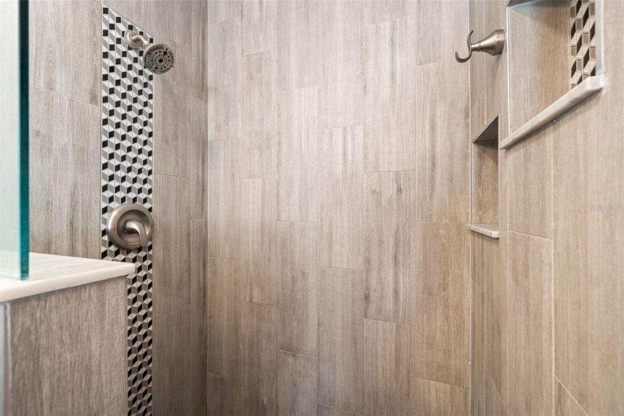 662 Villagrande Avenue S, Saint Petersburg, FL 33707 Photo