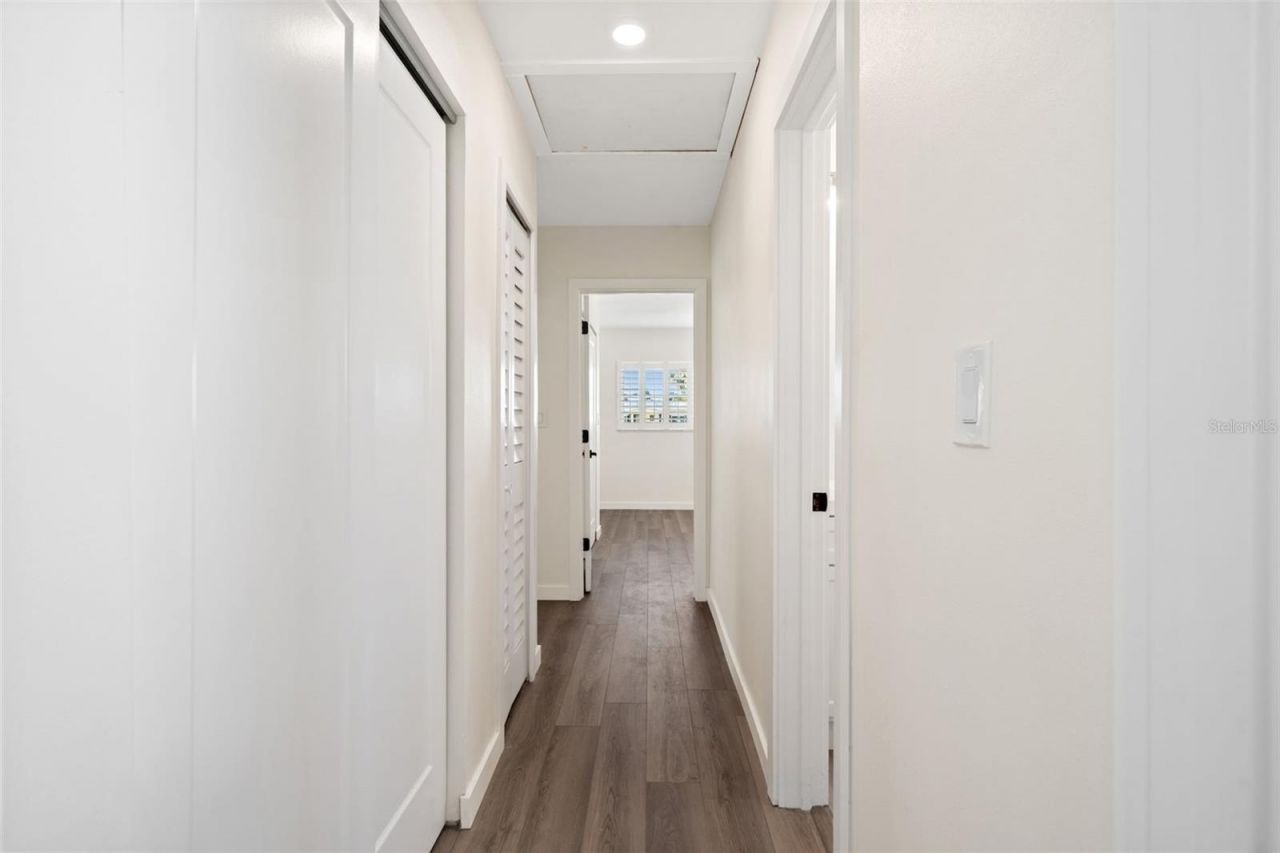 662 Villagrande Avenue S, Saint Petersburg, FL 33707 Photo