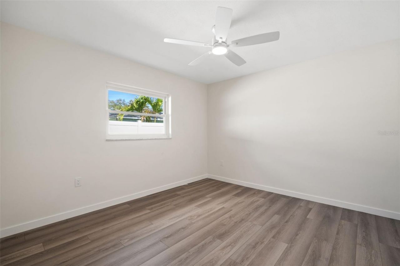 662 Villagrande Avenue S, Saint Petersburg, FL 33707 Photo