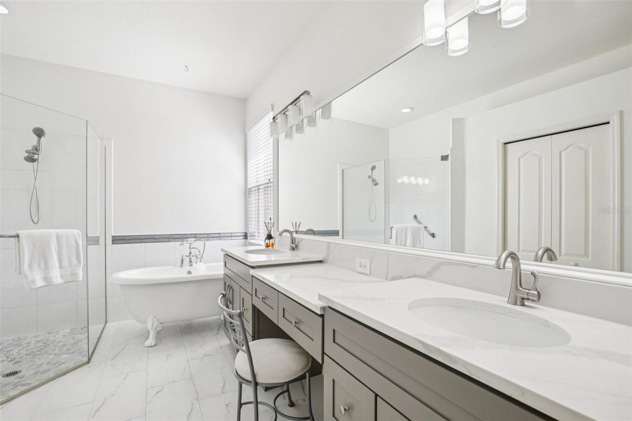 742 Shorecrest Drive, Sarasota, FL 34232 Photo
