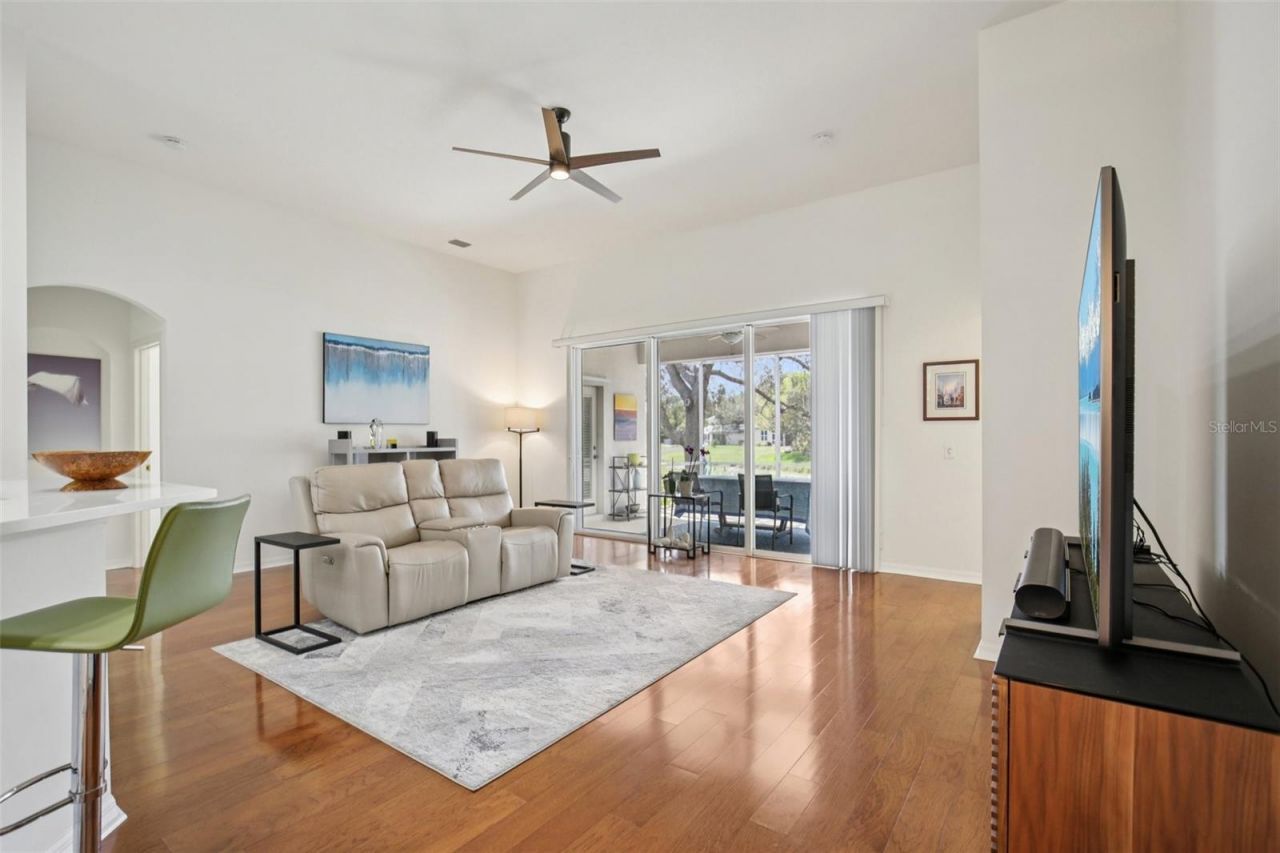 742 Shorecrest Drive, Sarasota, FL 34232 Photo