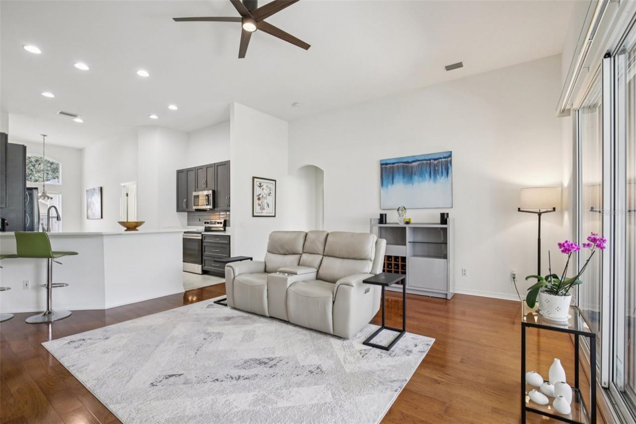 742 Shorecrest Drive, Sarasota, FL 34232 Photo