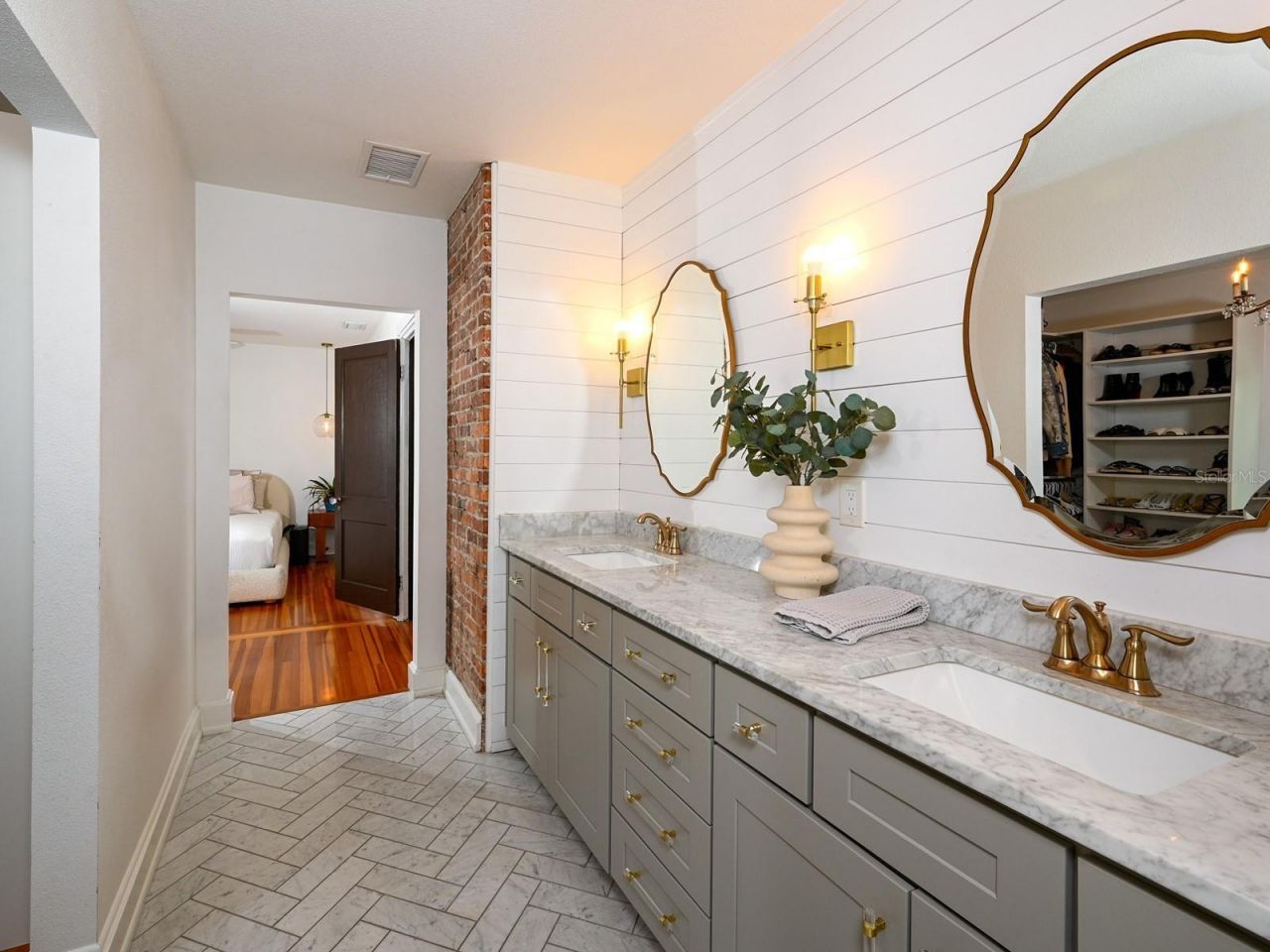 6251 10th Avenue S, Gulfport, FL 33707 Photo