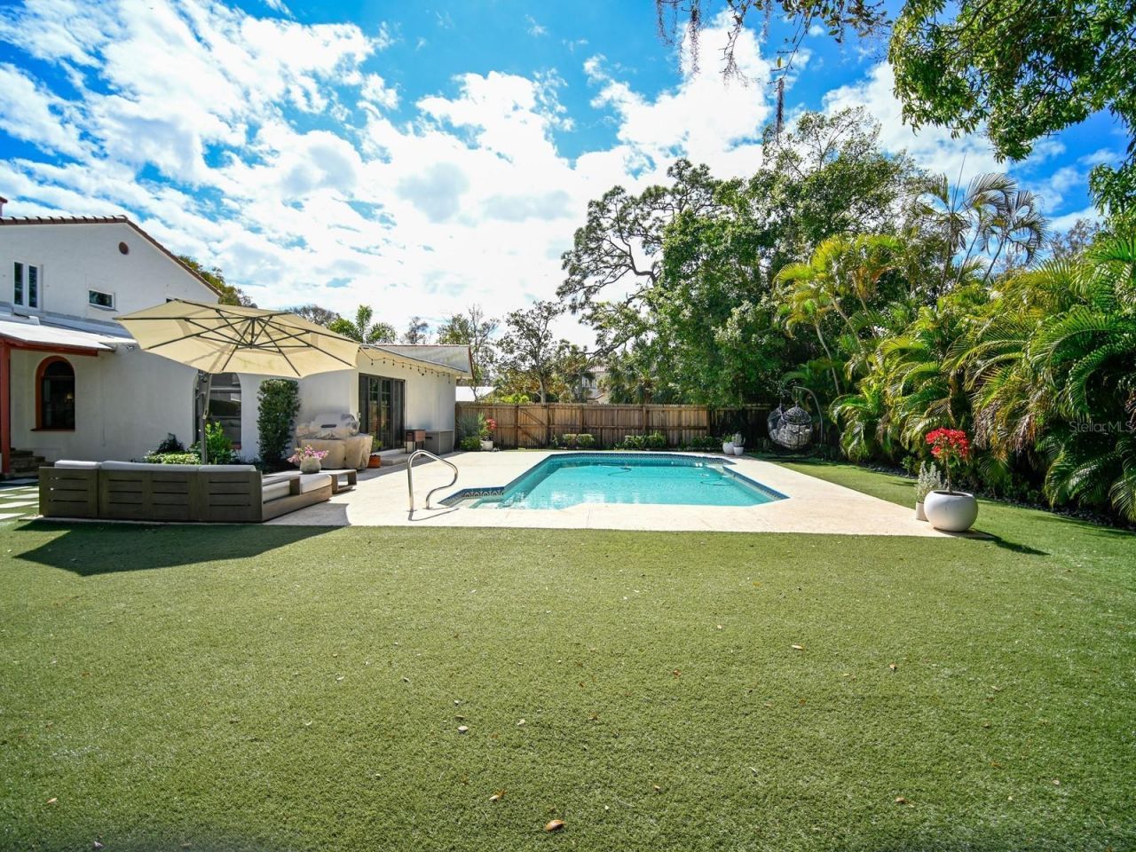 6251 10th Avenue S, Gulfport, FL 33707 Photo