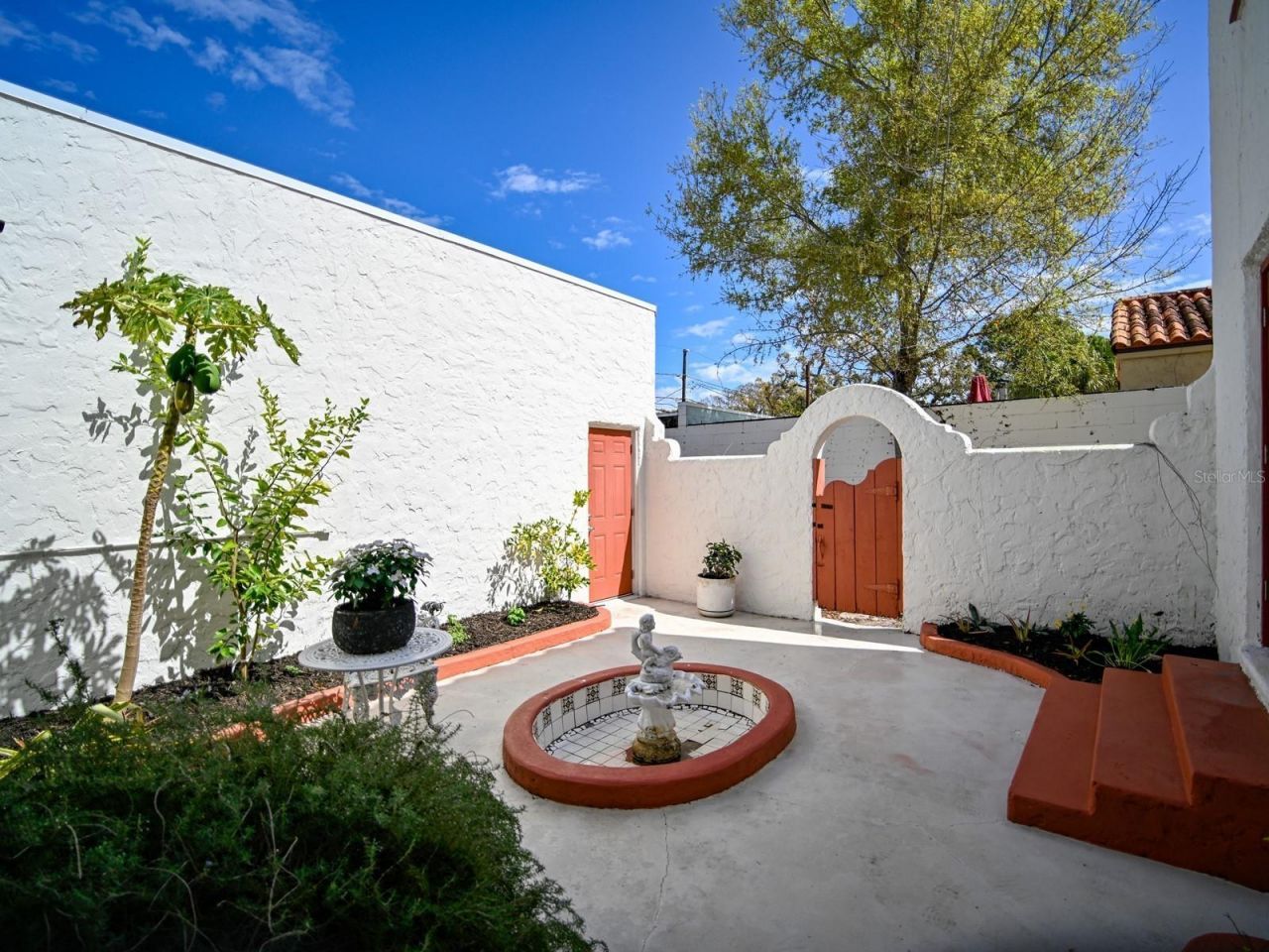 6251 10th Avenue S, Gulfport, FL 33707 Photo