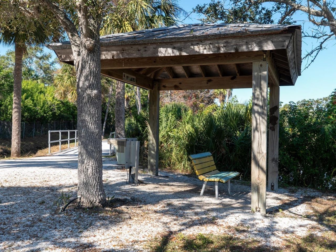 6251 10th Avenue S, Gulfport, FL 33707 Photo