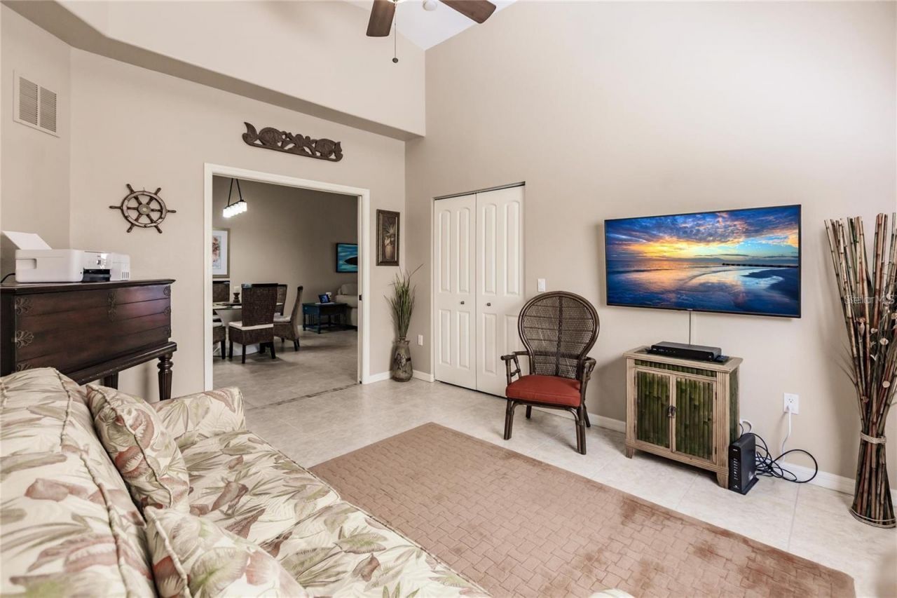 323 Monaco Drive, Unit 10, Punta Gorda, FL 33950 Photo