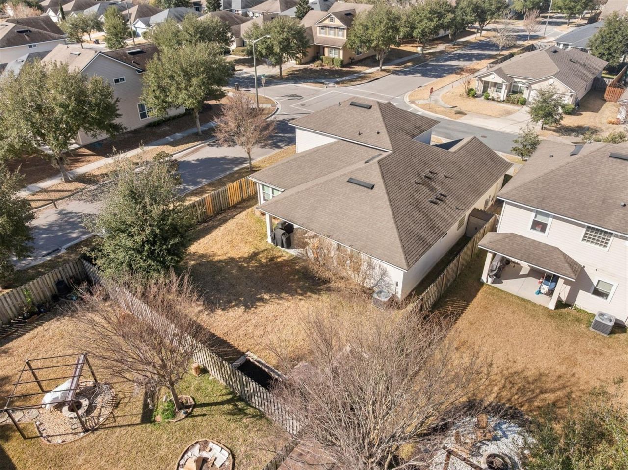 8249 NW 53rd Terrace, Gainesville, FL 32653 Photo