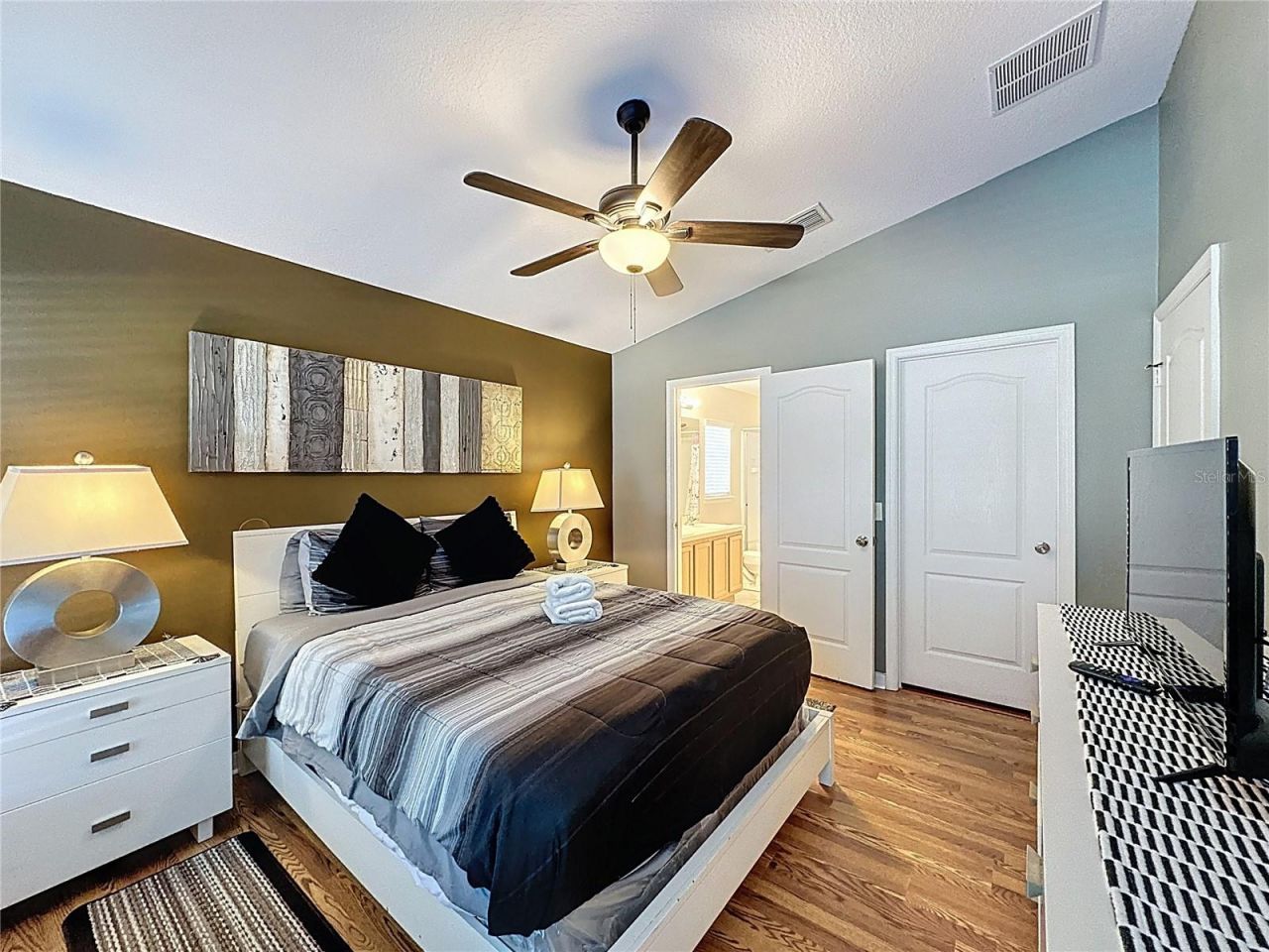 2281 Royal Ridge Drive , Davenport, FL 33896 Photo