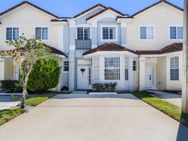 1256 S BEACH CIRCLE , KISSIMMEE, FL 34746