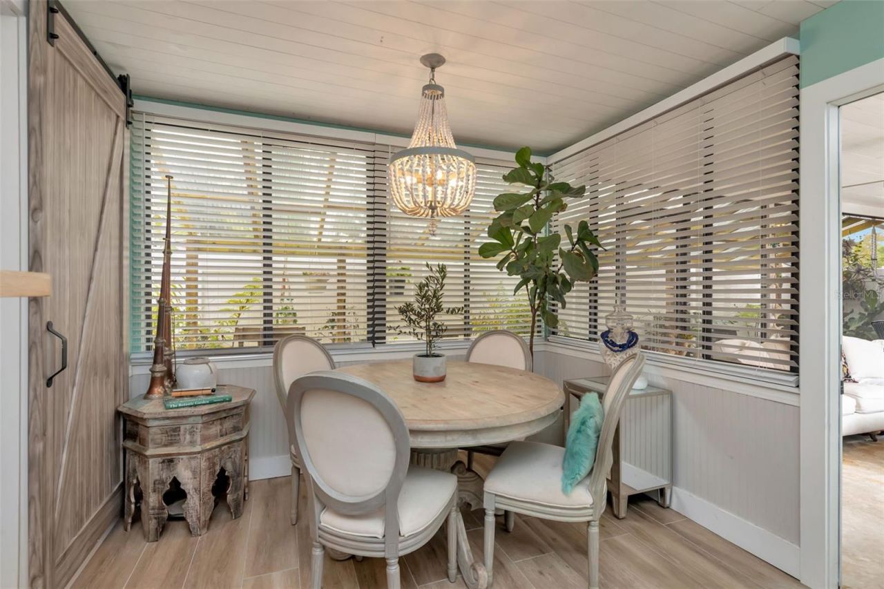 842 53rd Terrace N, Saint Petersburg, FL 33703 Photo