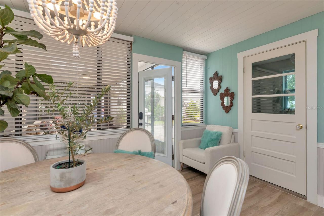 842 53rd Terrace N, Saint Petersburg, FL 33703 Photo