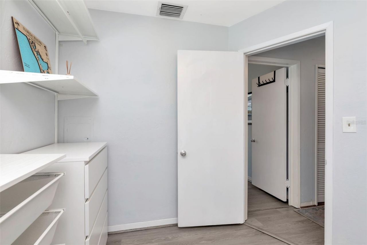 851 53rd Terrace N, Saint Petersburg, FL 33703 Photo