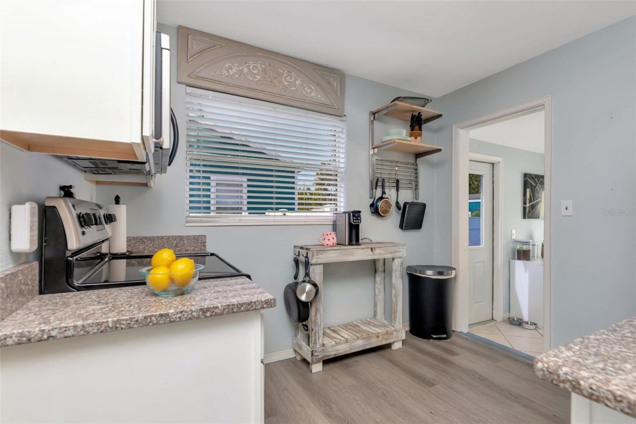 851 53rd Terrace N, Saint Petersburg, FL 33703 Photo