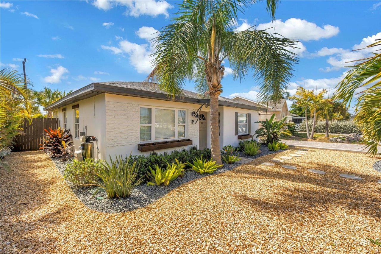 14066 Marguerite Drive , Madeira Beach, FL 33708 Photo