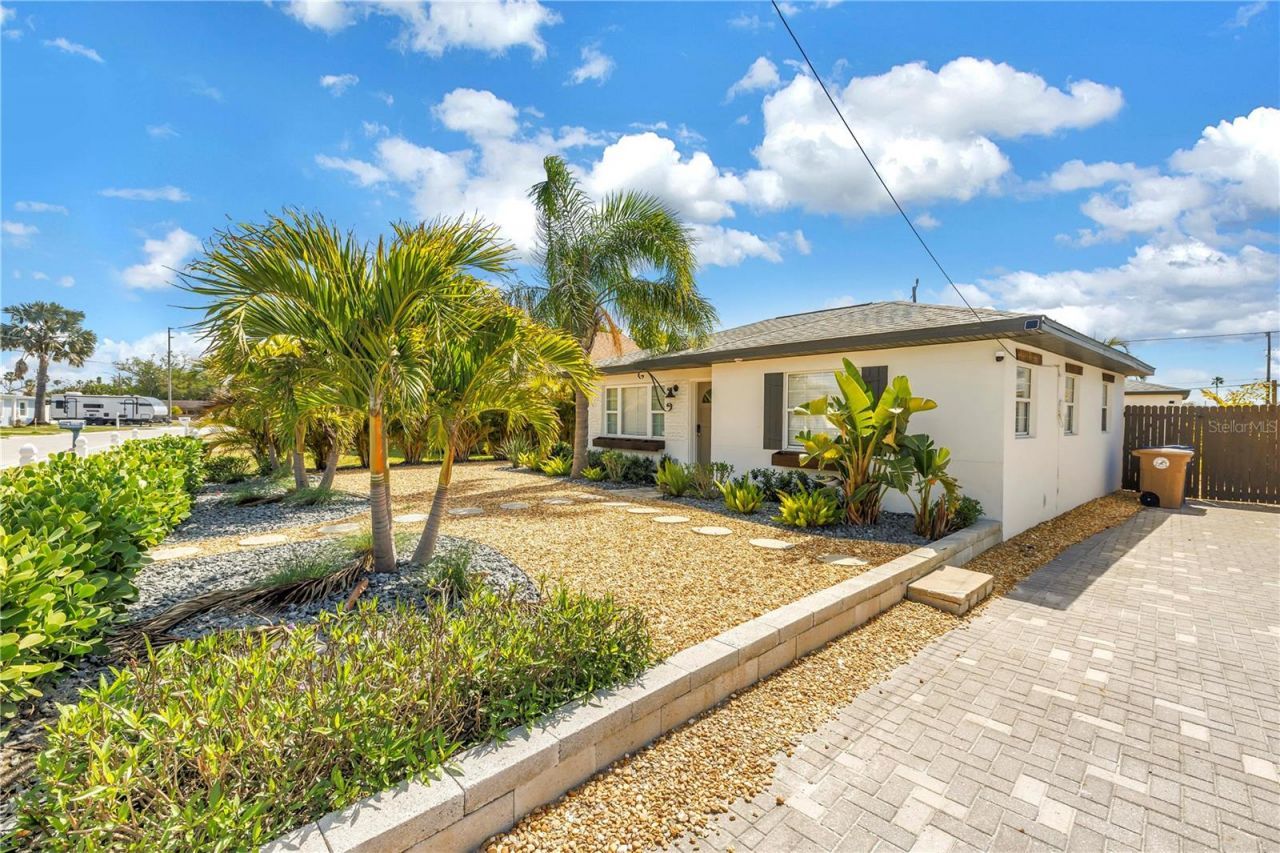 14066 Marguerite Drive , Madeira Beach, FL 33708 Photo