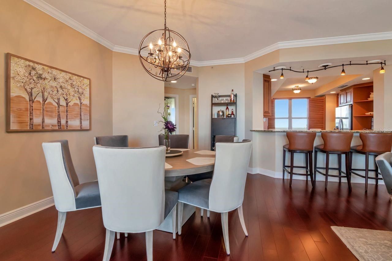 5823 Bowen Daniel Drive , Unit 604, Tampa, FL 33616 Photo