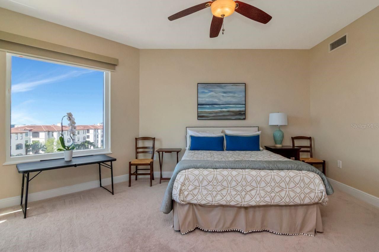 5823 Bowen Daniel Drive , Unit 604, Tampa, FL 33616 Photo