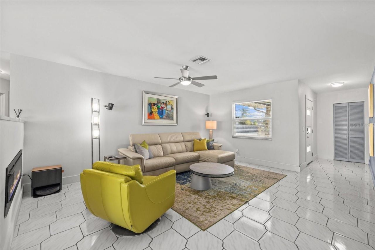 2000 58th Street N, Saint Petersburg, FL 33710 Photo