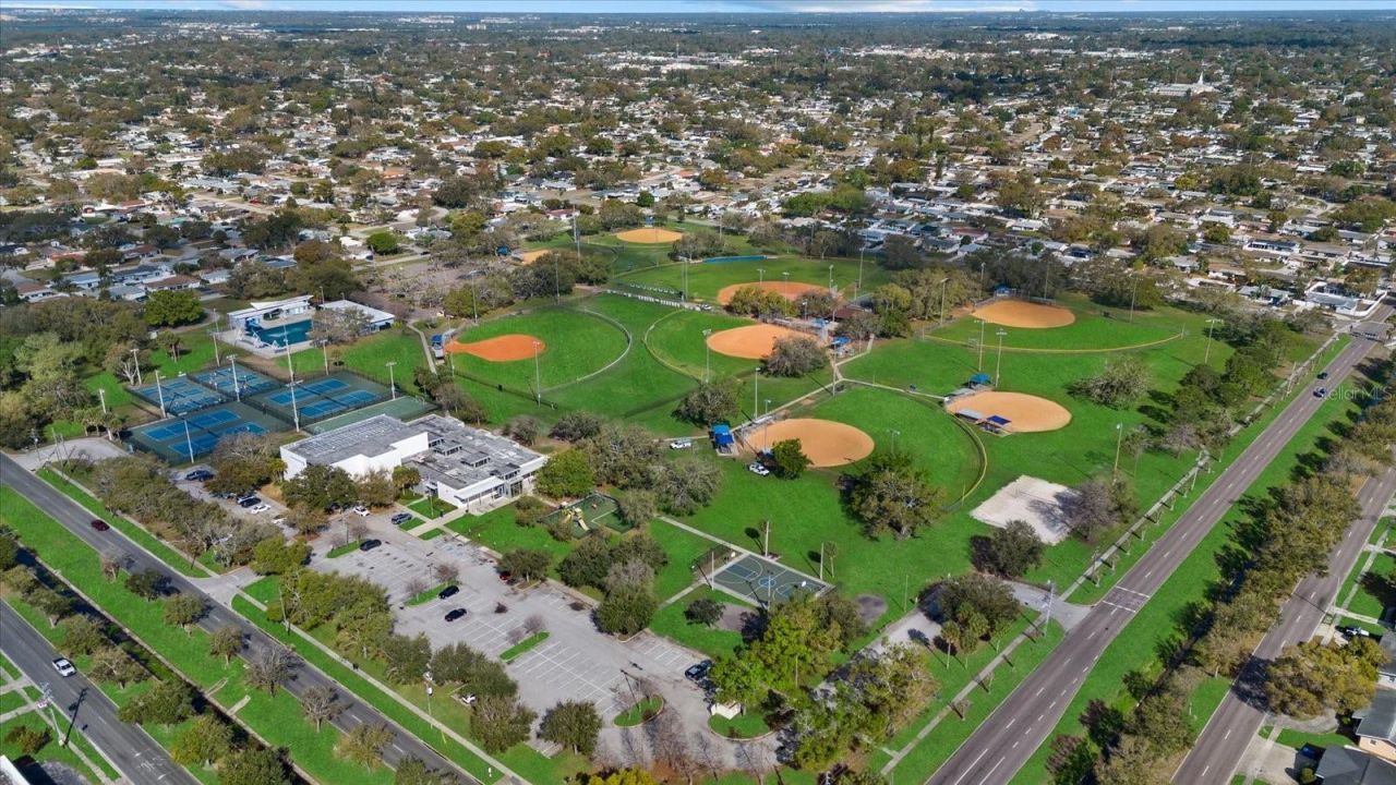 2000 58th Street N, Saint Petersburg, FL 33710 Photo