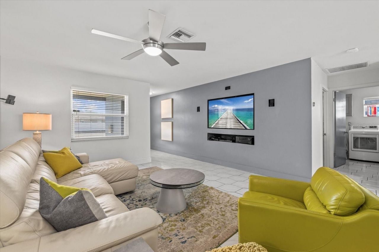 2000 58th Street N, Saint Petersburg, FL 33710 Photo