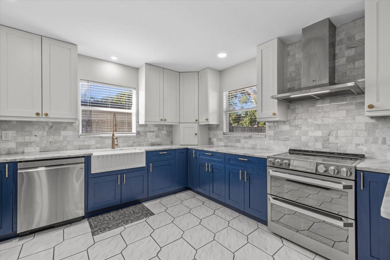 2000 58th Street N, Saint Petersburg, FL 33710 Photo