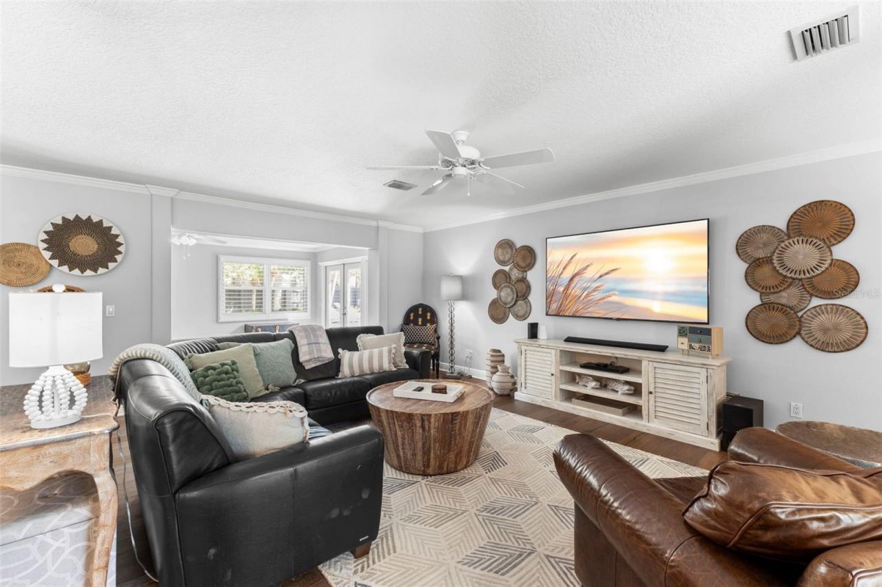 11 Birdie Lane, Palm Harbor, FL 34683 Photo