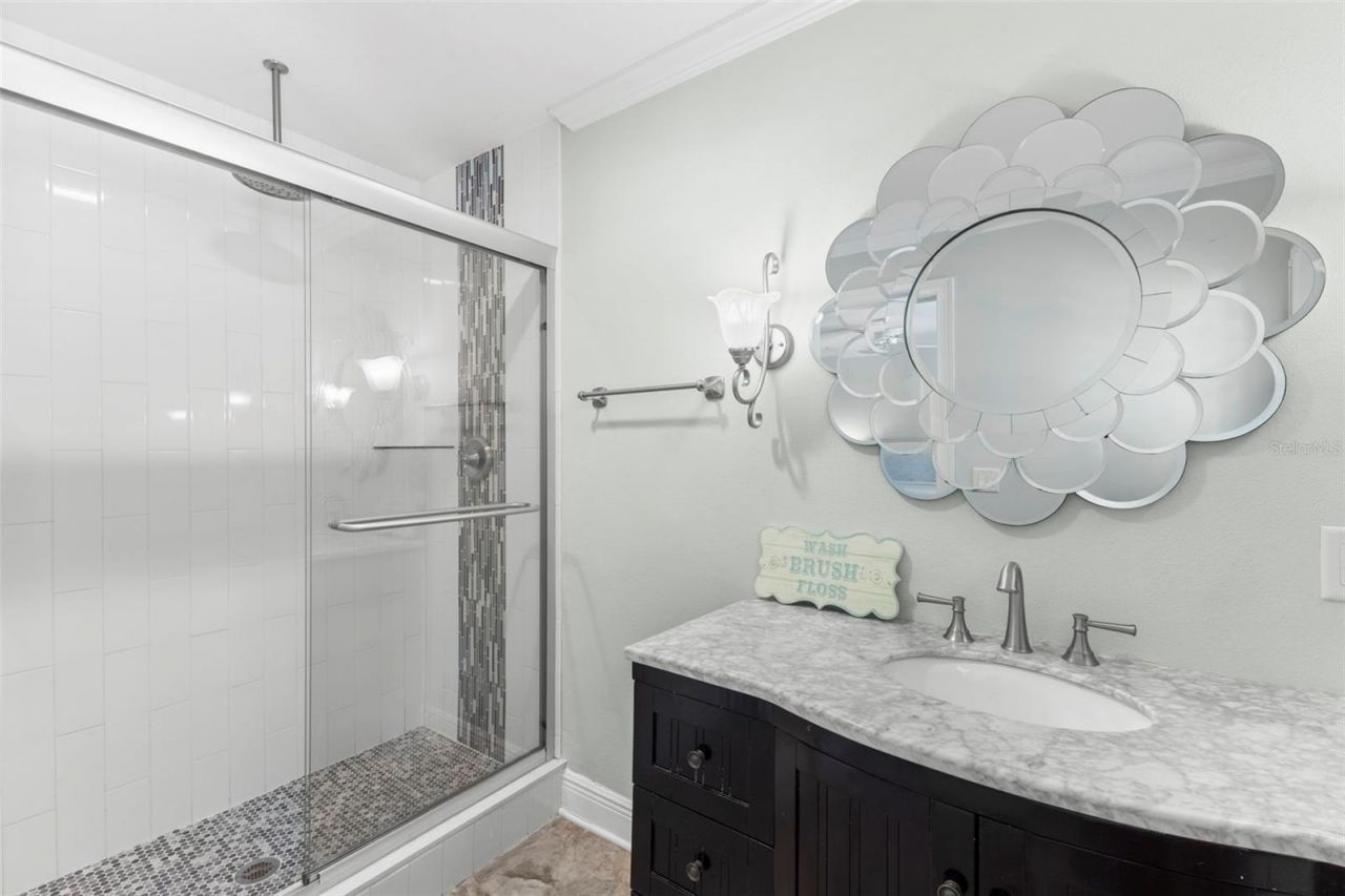 11 Birdie Lane, Palm Harbor, FL 34683 Photo