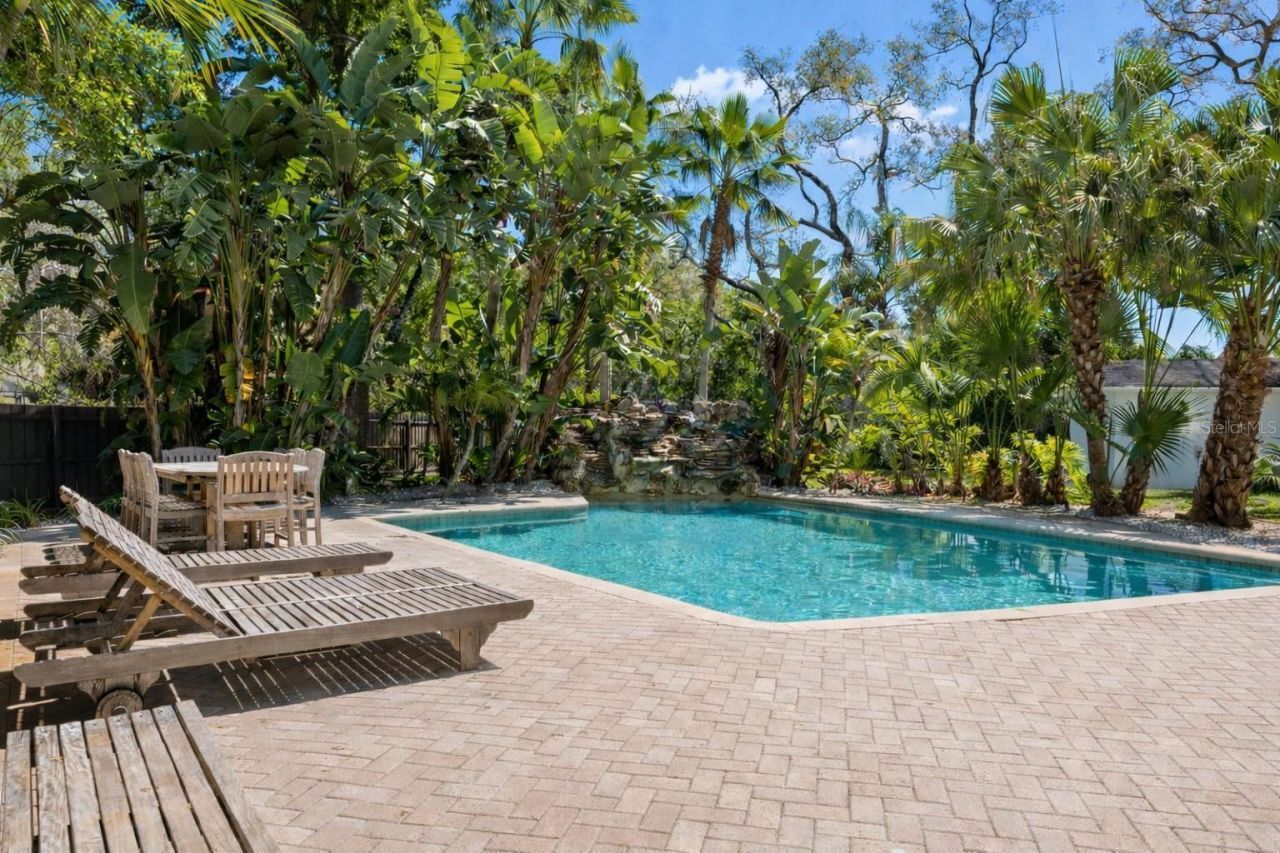 11 Birdie Lane, Palm Harbor, FL 34683 Photo