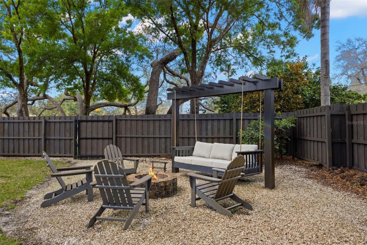 11 Birdie Lane, Palm Harbor, FL 34683 Photo