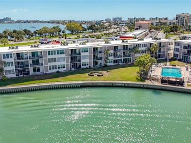 7401 BAY ISLAND DRIVE S, Unit 232, SOUTH PASADENA, FL 33707