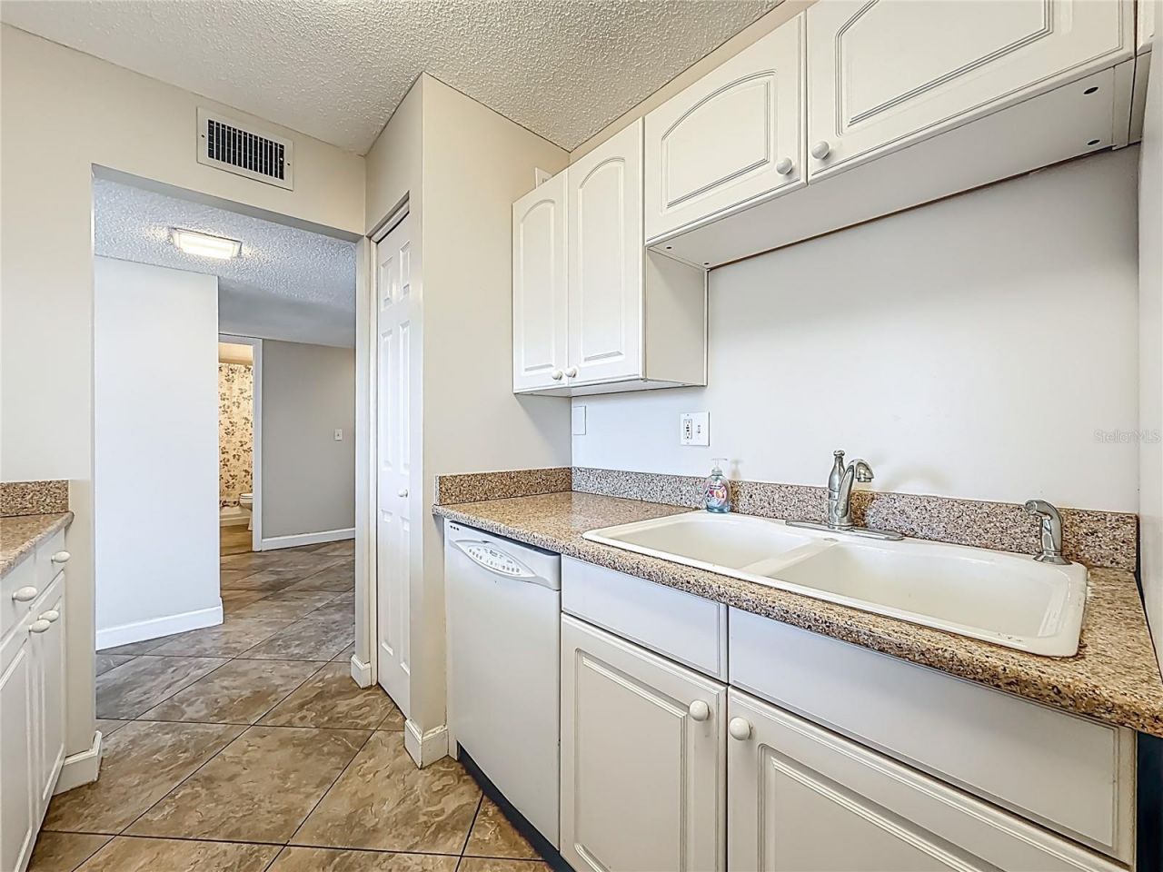 7401 Bay Island Drive S, Unit 232, South Pasadena, FL 33707 Photo