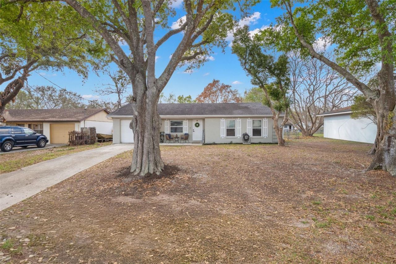 4055 April Street N, Lakeland, FL 33812 Main Photo