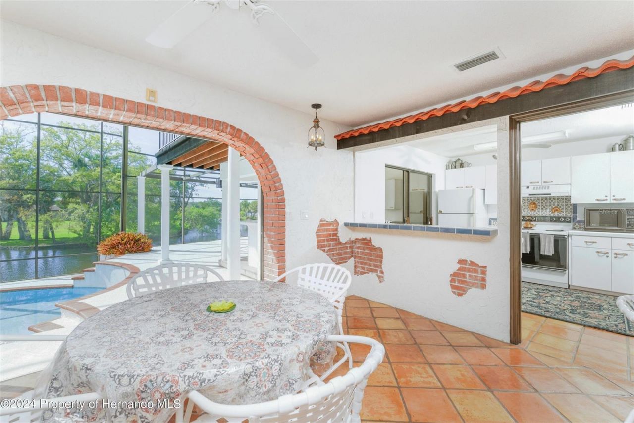 11915 W Riverhaven Drive, Homosassa, FL 34448 Photo