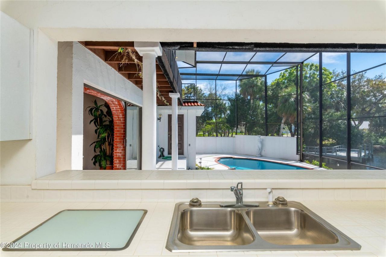 11915 W Riverhaven Drive, Homosassa, FL 34448 Photo